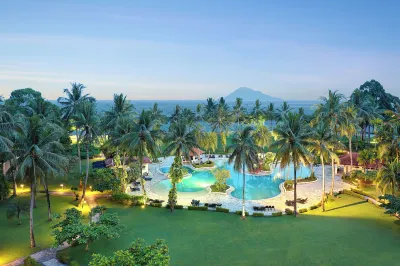 Manado Tateli Resort and Convention Отели в г. 