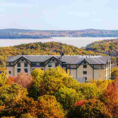 Hampton Inn Bar Harbor Hotel Exterior
