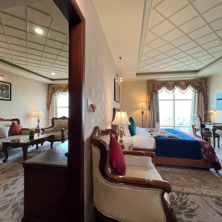 Royale de Casa Отели рядом с достопримечательностью «Региональный научный центр»