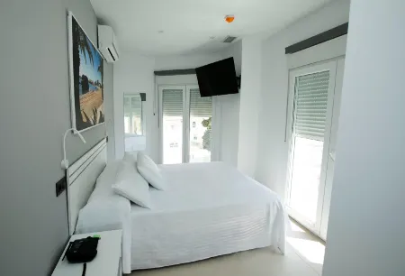 Apartahotel Puerto Blue Отели в г. Масаррон