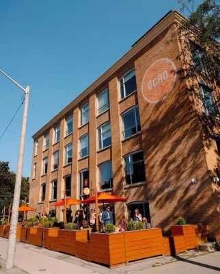 Hotel Ocho Hotel a Downtown Toronto