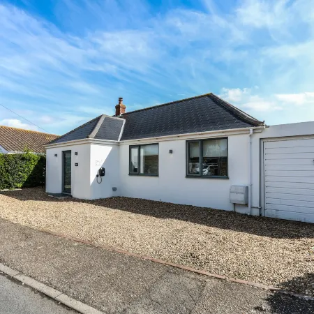 Iona – Bracklesham Bay