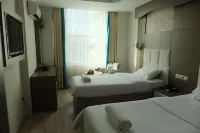 Karat Ayseli Otel Hotels near Bim Market