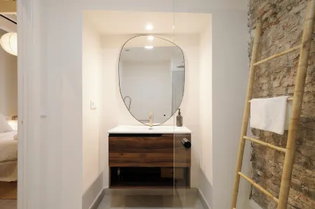 Cream Boutique Málaga Отели рядом с достопримечательностью «Хибральфаро»