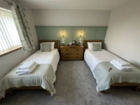 Royal Oak Guesthouse Hotels in 