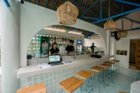Mad Monkey Panglao - Quầy bar