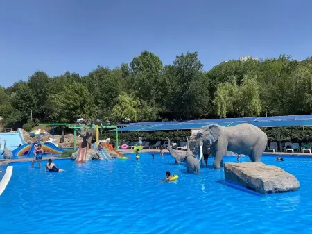 Armenian Village Park Hotel & Free Water Park, Gym Отели в г. Аргел