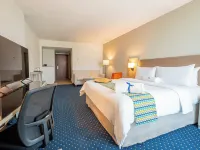 Hodelpa Garden Court Hotels near Cibao International Airport