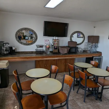 Hillcrest Inn & Suites Ozona