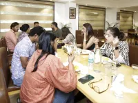 Saltstayz Select - Galleria Market & Golf Course Road Hotels near IndiGo