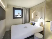 โรงแรม ลิฟ บอร์โด้ กาเร - BG โรงแรมใกล้L'Eglise Sainte-Croix