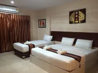 Le Parc Wangnang Hotels in Wang Thong