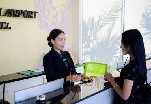 서던 에어포트 호텔 발코니 전망