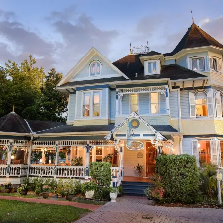 Sweetwater Branch Inn