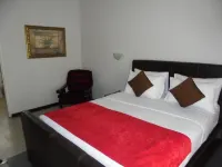 Rosewood Lodge Hotels near Nkana Canyon
