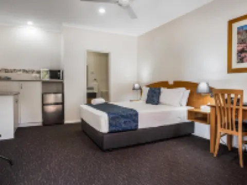 Karratha Central Apartments Hotels in Karratha