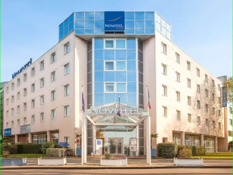 Novotel Nantes Centre Bord de Loire Hotels in Nantes