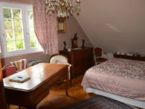 Chambre d'Hotes le Clos de Provins Hotels in Provins