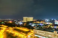 Modern Style the Oasis Studio Apartment with Comfortable Sofa Hotels in Sukaresmi