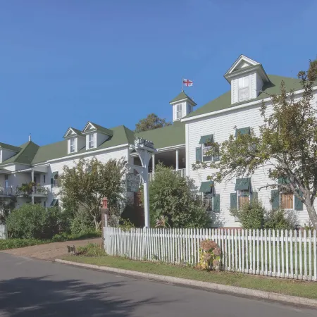 Roanoke Island Inn
