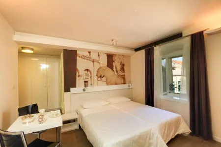 La Porta Luxury Rooms Отели в г. Сплит