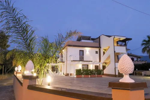 B&B Il Girasole Hotels in Naso