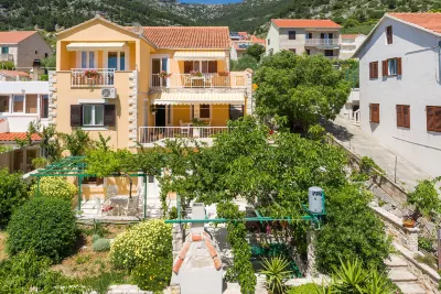 Apartments Nada