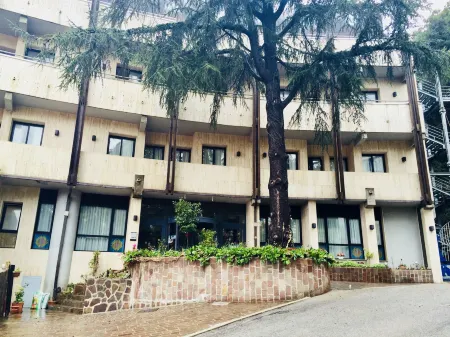 Hotel San Nicola Отели рядом с достопримечательностью «Concattedrale di San Nicola»