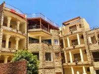 Spring Hotel Luxor Các khách sạn ở Al Bairat