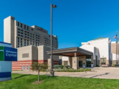 Holiday Inn Express & Suites SPRINGFIELD by IHG Hoteles en Springfield