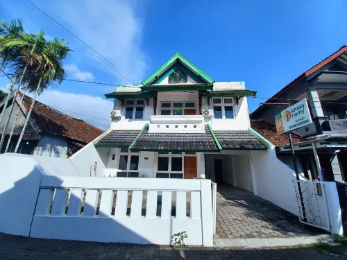 Homestay Jogja 4 Kamar Tidur Full AC Seputaran Umbulharjo Dekat Gembira Loka