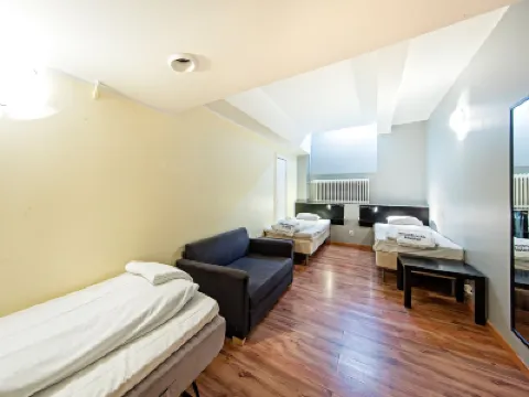 Mosebacke Hostel Hotels near Medborgarplatsen