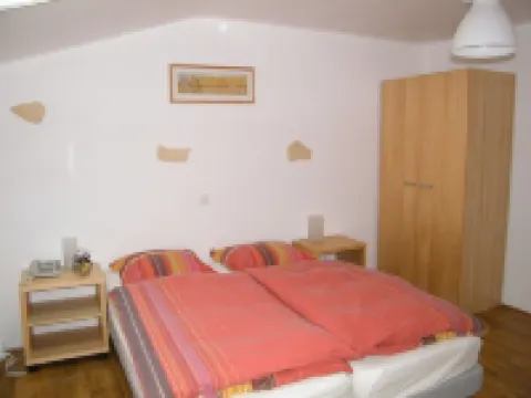 格蘭德瓦新宅旅館