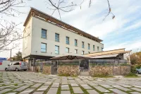 Hotel Palau de Girona فنادق في Cornella del Terri