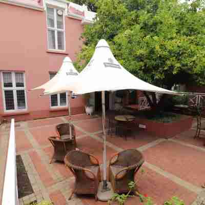 Kimberley Club Guesthouse Hotel Exterior