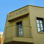 波諾老城飯店 Şht. Ahmet Benler İöo附近的飯店