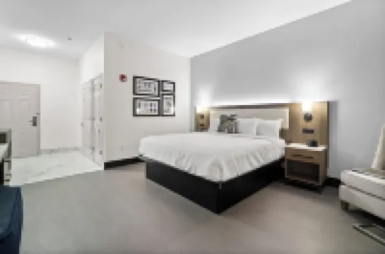 La Quinta Inn & Suites by Wyndham Atlanta South - Newnan Hoteles en Newnan