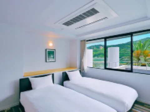 Aqua Hotel Shodoshima Resort โรงแรมในโชโดะชิมะ