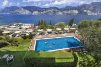 Hotel Capri Hotels in Malcesine