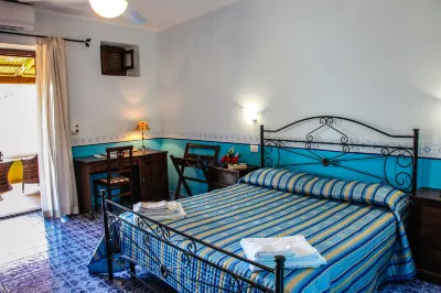 Hotel Arcangelo - Salina Hotel dekat Carlo Hauner Azienda Agricola