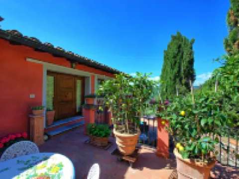 Casa Vania by PosarelliVillas Hotels in Reggello