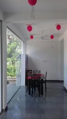 Padmasiri Holiday Resort - B&Bs (Bed and breakfast)