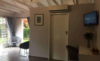 Sunbird Guest House