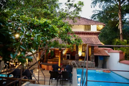 Lar Amorosa Boutique Hotel - Goa Hotels in Saligao