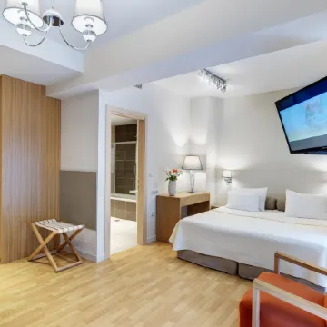 Phidias Piraeus Hotel