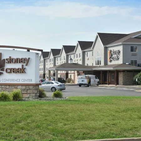 Cedar Creek Hotel Wausau - Rothschild