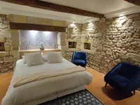 Domaine de la Maison Forte Hôtels à : Revigny-sur-Ornain