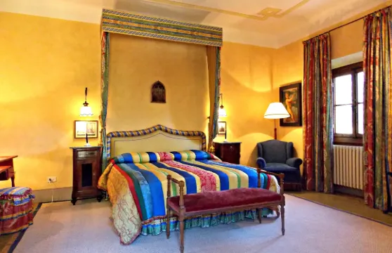 薩萊奧勒別墅酒店