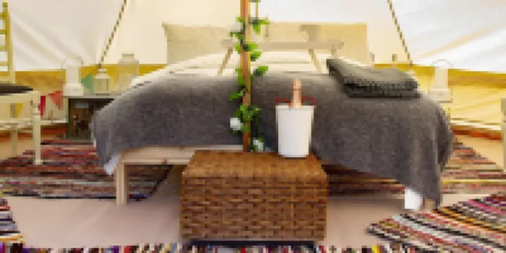 Lloyds Meadow Glamping Hotels in 