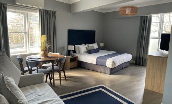 Seabreeze Hotel